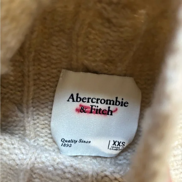 Abercrombie & Fitch Cable Turtleneck oversized boxy Sweater - Cream - Picture 5 of 6